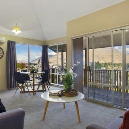 Ultimate Convenience, Walk-To-Town Townhouse Villa Queenstown Exterior photo