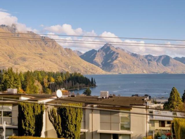 Ultimate Convenience, Walk-To-Town Townhouse Villa Queenstown Exterior photo
